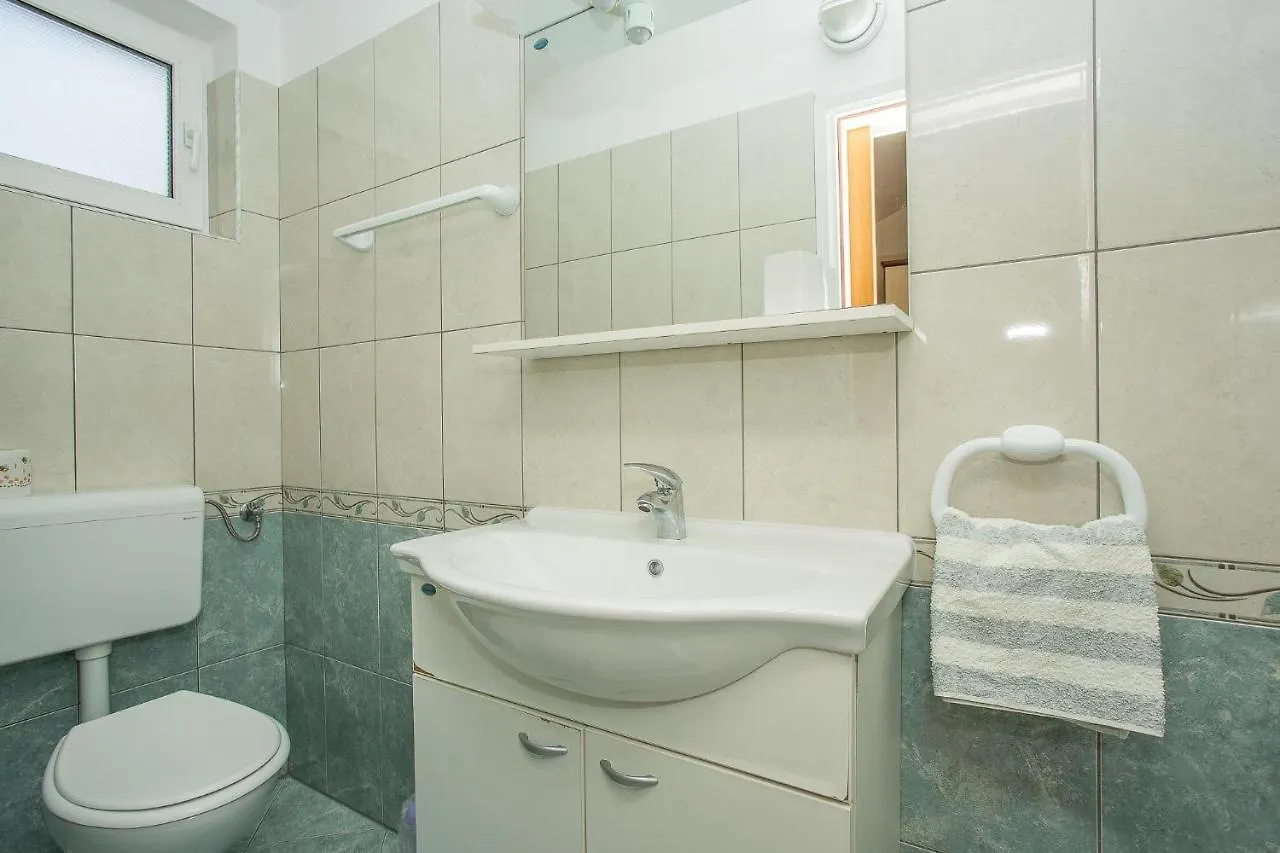 Apartments Nada Palit 3*,  Croatia