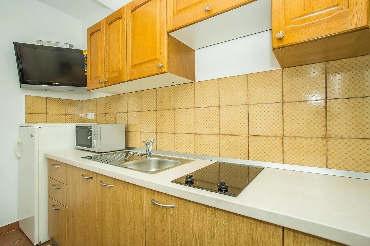 Apartments Nada Palit