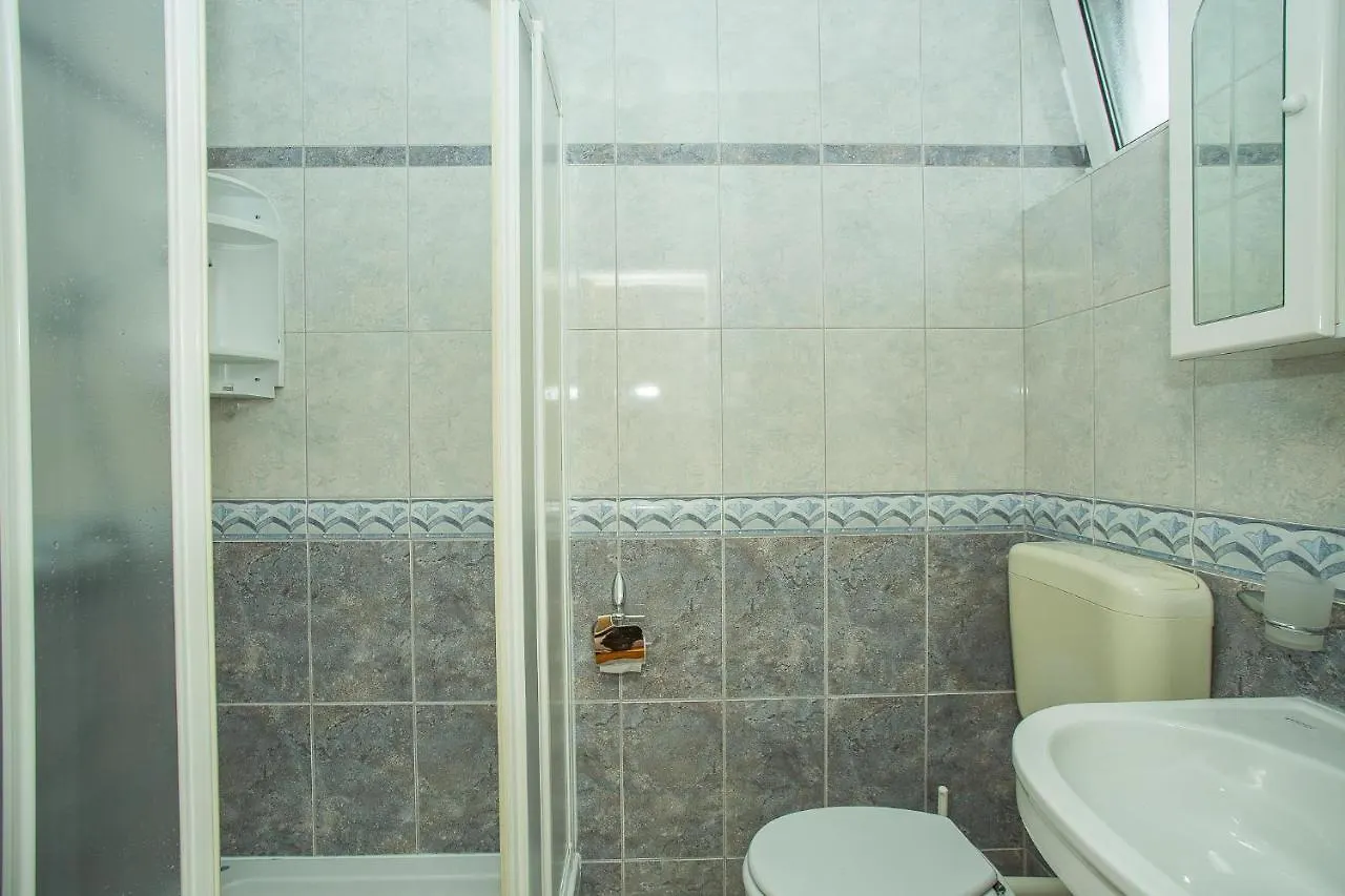 *** Guest house Apartments Nada Palit Croatia